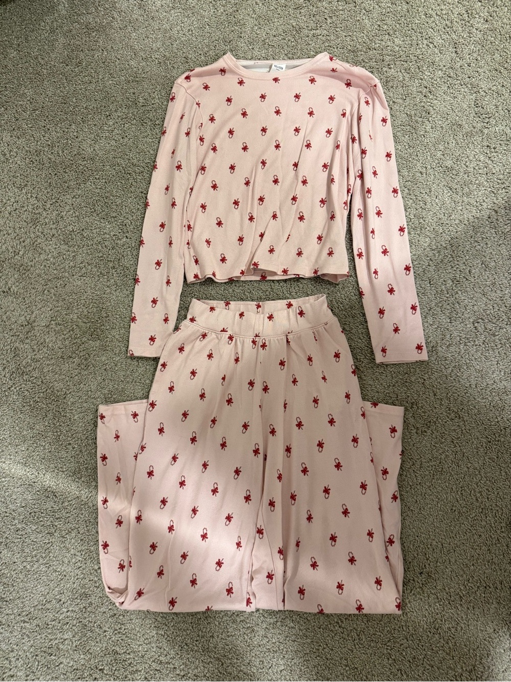 Hollister Pink Long-Sleeve Floral Two-Piece Pajama Set